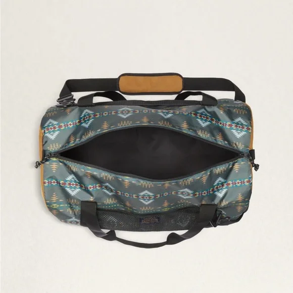 Pendleton RANCHO ARROYO EXPLORER CARRYALL WEEKENDER - NEW, tags included - Picture 2 of 10